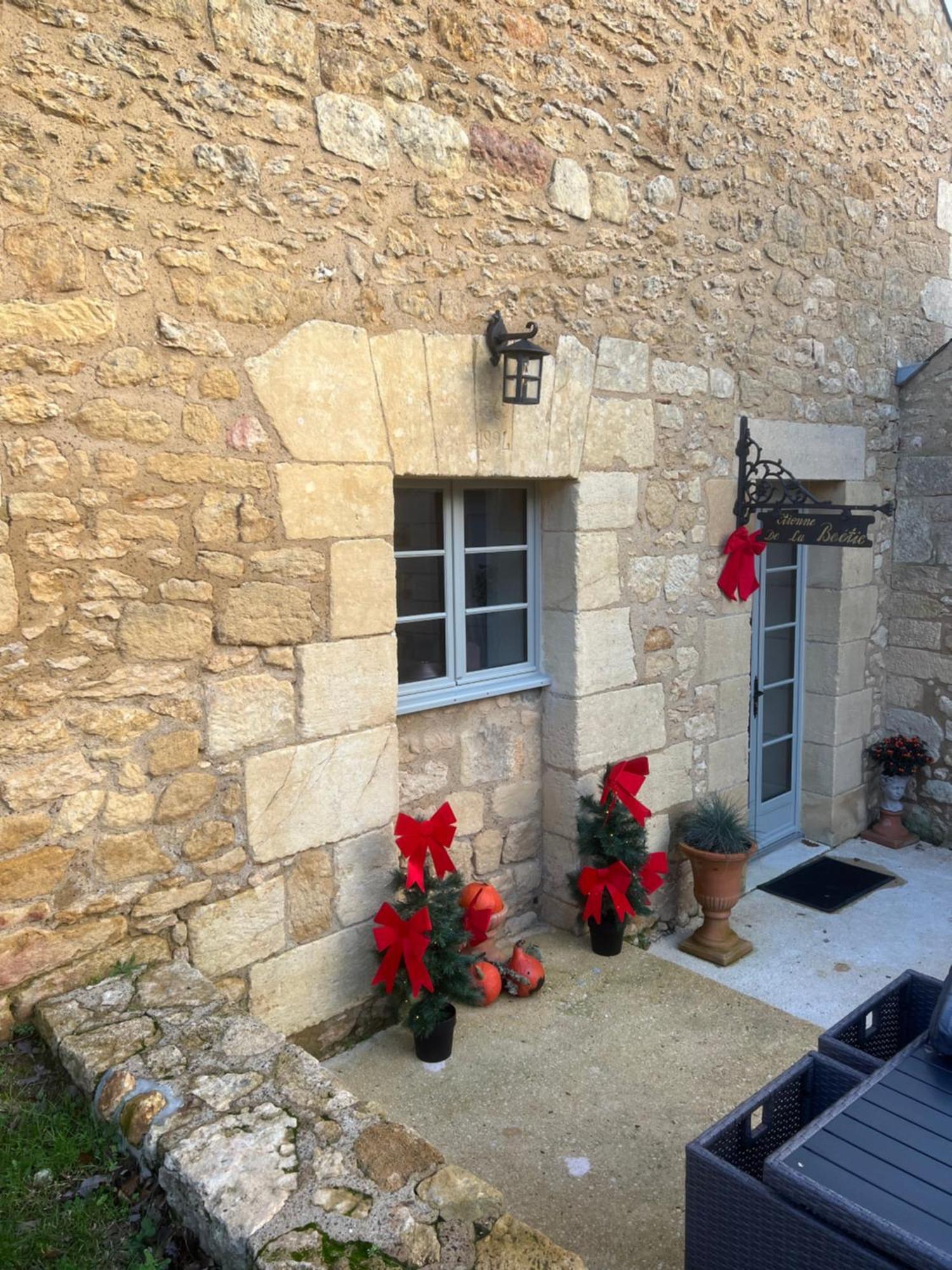 Hameau Du Chateau De Giverzac, Luxueuses *